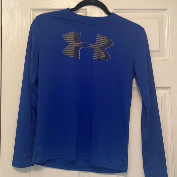 Under armor, boys dry fit large gently used - Picture 1 of 5